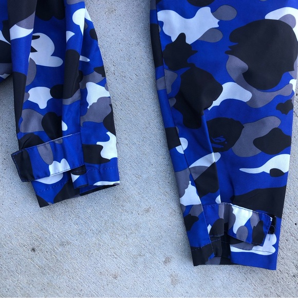 BAPE Bathing Ape Blue Camouflage Shark Hood Full-Zip Windbreaker Jacket - Picture 11 of 16